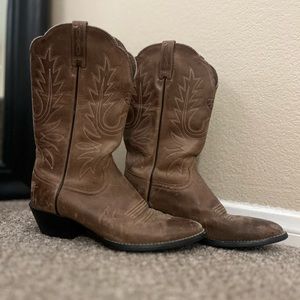 Women’s Ariat Cowboy boots